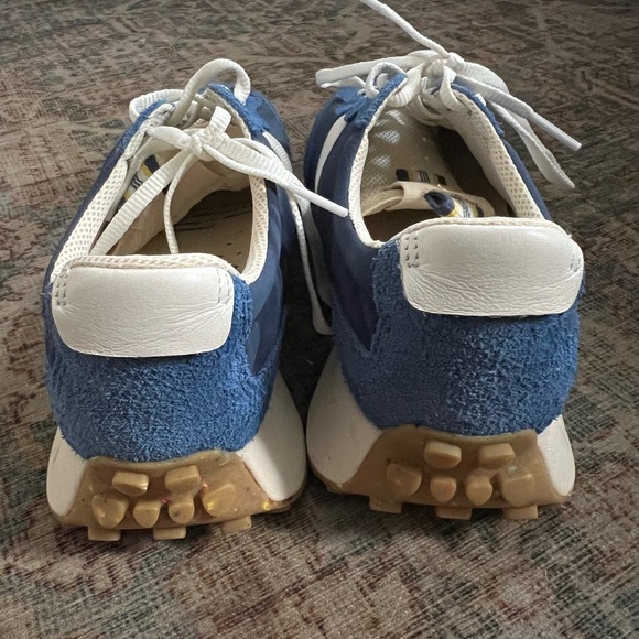 SeaVees Women's Acorn Trainer - Picture 7 of 8